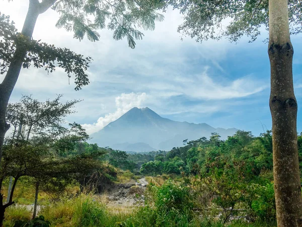 Vista Panorâmica Montanha Vulcão Merapi Yogyakarta Indonésia — Fotografia de Stock