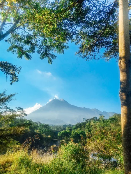 印尼日惹默拉皮火山的美景 — 图库照片