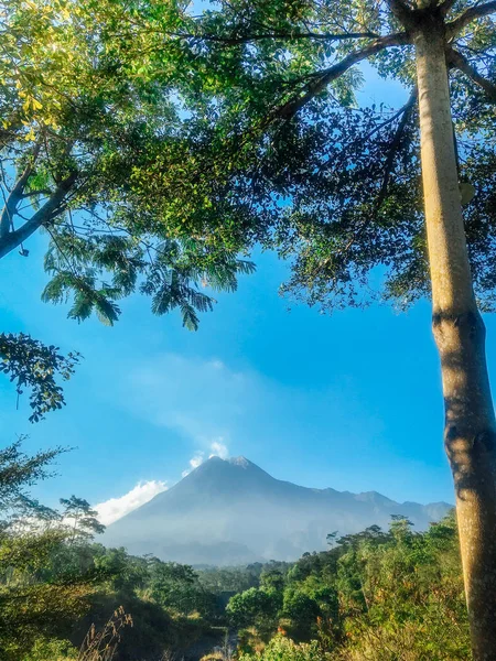 印尼日惹默拉皮火山的美景 — 图库照片