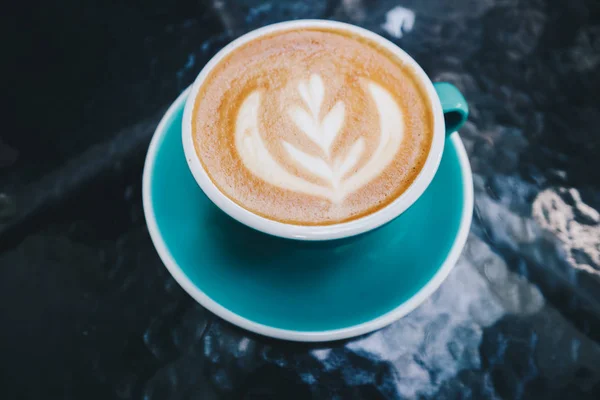 Secangkir Kopi Latte Atau Cappuccino Dengan Busa Berbusa Secangkir Kopi Stok Lukisan  
