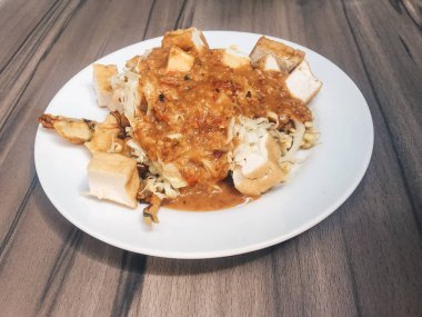 Tabakta nefis Asya yemekleri