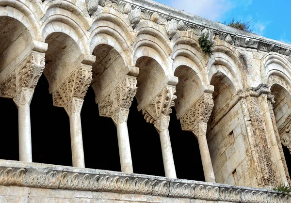 Elegante Arcada Que Estende Longo Toda Fachada Não Único Capital — Fotografia de Stock