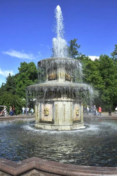 Orilla Sur Del Golfo Finlandia Pedro Fundó Palacio Conjunto Parques — Foto de Stock