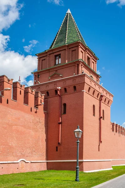 Het Moderne Gebied Van Het Moskouse Kremlin Werd Aan Het — Stockfoto