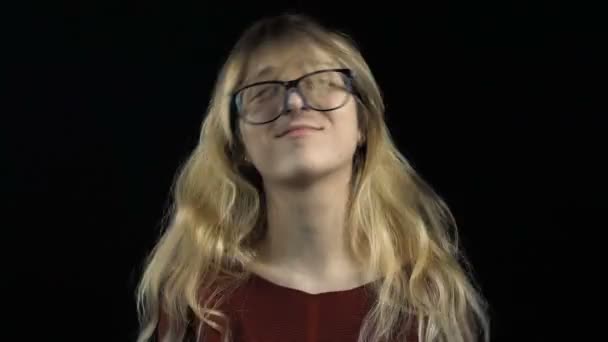 Blond laughing teenage girl — Stock Video