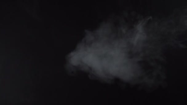 Nube de vapor blanco de cigarrillo, 4k — Vídeos de Stock