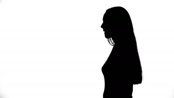 Film o młodej kobiecie kaszel — Wideo stockowe