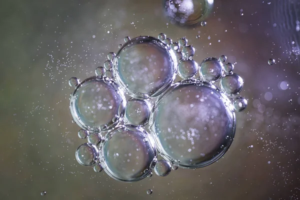 Foto Burbujas Aceite Texturizado Sobre Fondo Colorido —  Fotos de Stock