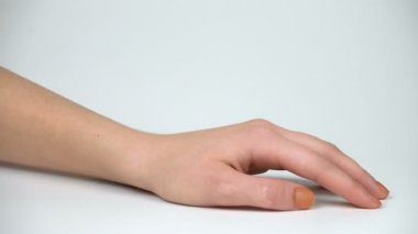 Korku kaçırma gösterilen el video