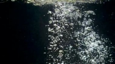 Düşen limon ve portakal suyu görüntüleri