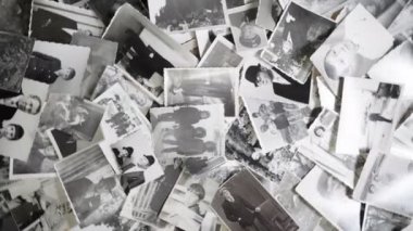 Retro arka planda vintage dönen fotoğraflar