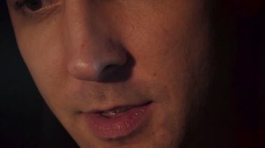 Siyah kapüşonlu suçlunun görüntüleri