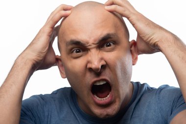 Acı ile kel adam fotoğrafı