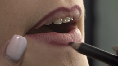 Visagist uygulama ruj çekim