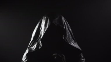 Video içinde noname sigara içen içinde Hood