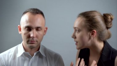 Erkek ve aptal kız arkadaşı Video