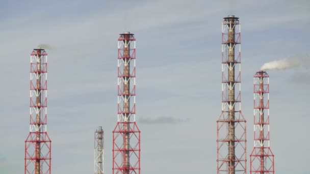 Video de la fábrica industrial en el distrito industrial — Vídeos de Stock