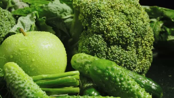 Βίντεο από τη διατροφή πράσινο σύνολο λαχανικών — Αρχείο Βίντεο