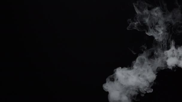 4k strzelanie - mętny dym e-papierosa — Wideo stockowe