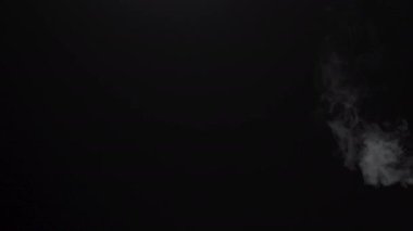 4K hafif bulutlu elektronik sigara dumanı.