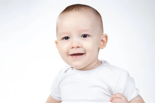 Portrét jedenáctiměsíčního dítěte na bílém pozadí — Stock fotografie