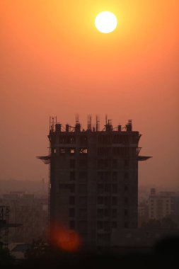 İnşaat alanında çalışan işçiler