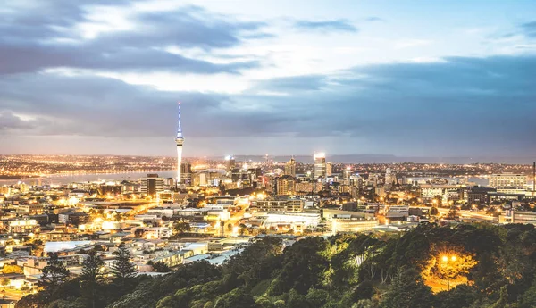 Widok Panoramę Mount Eden Auckland Zachodzie Słońca Podczas Rozszerzony Filtr — Zdjęcie stockowe