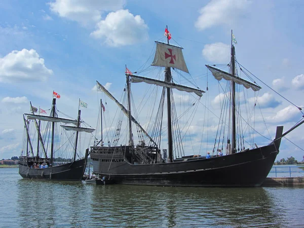 Christopher Columbus yinelemeler gemi 