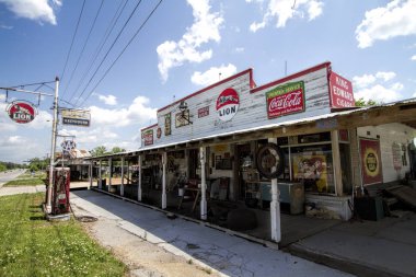 Old County Store Laurenceburg Tennessee ABD