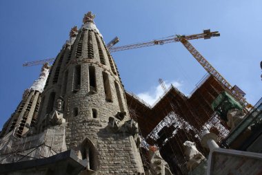 Barcelona onu bitmemiş durumda çok ünlü Sagrada Familia.