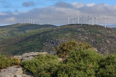 İspanyol dağ lık rüzgar türbinleri