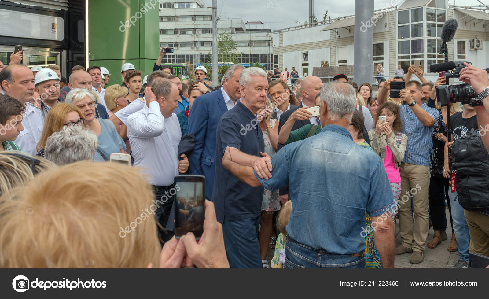 A question for Muscovites in Moscow there is a prestige market. What do you know about him A question for Muscovites in Moscow there is a prestige market. What do you know about him