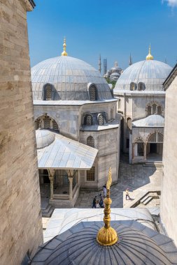 Türkiye. Istanbul. 06 Temmuz 2019. İnsanlar Ayasofya müzesine geziye geldiler.