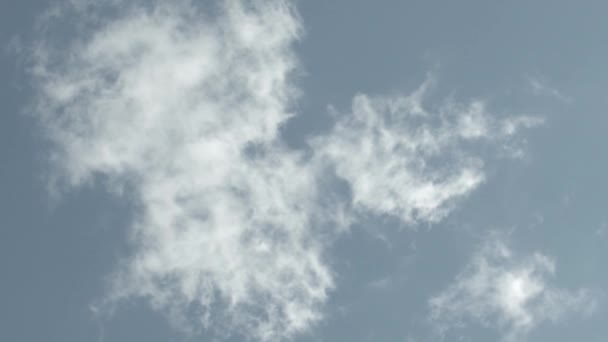 Vista Panorámica Del Cielo Azul Con Nubes — Vídeos de Stock