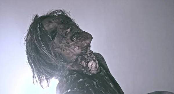 Scary Zombie Man Posing Dark Misty Background Backlight — Stock Photo, Image
