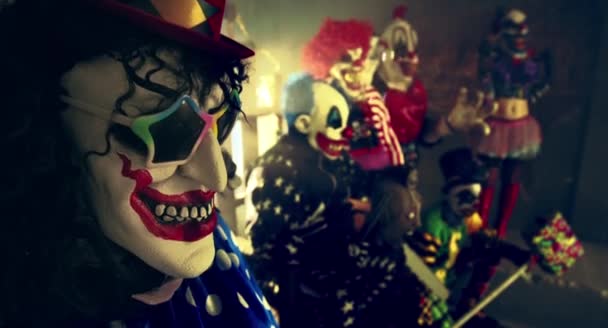 Payasos Aterradores Posando Juntos Concepto Fiesta Halloween — Vídeos de Stock