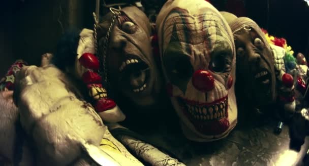 Страшні Маски Клоуна Вечірці Хеллоуїна — стокове відео