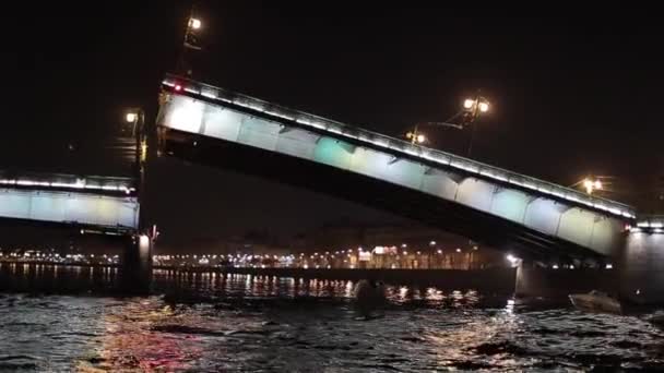 Vacker Utsikt Över Bron Sankt Petersburg Nattetid Ryssland — Stockvideo