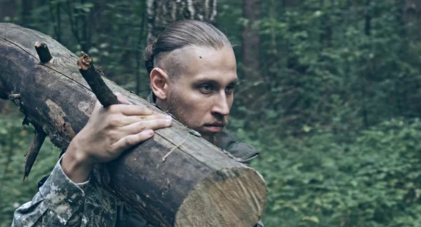 Young Caucasian Man Holding Log Forest — Stock Photo, Image