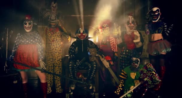 可怕的小丑万圣节派对的概念 — 图库视频影像