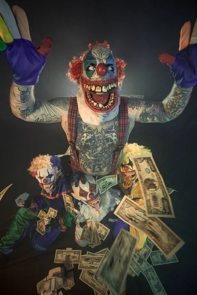 Scary Clowns Having Fun Throwing Cash — Stock Photo, Image