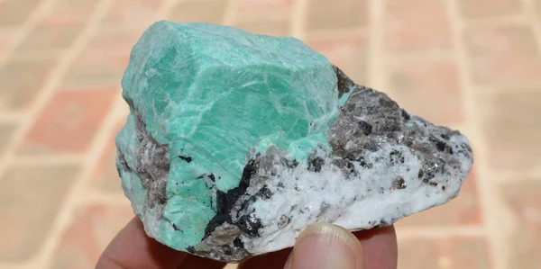 Amazonite Specimen dengan kuarsa dan mika — Stok Foto