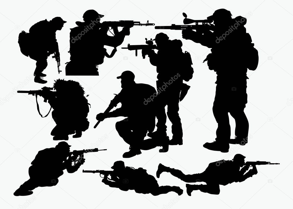  silhouettes of soldiers