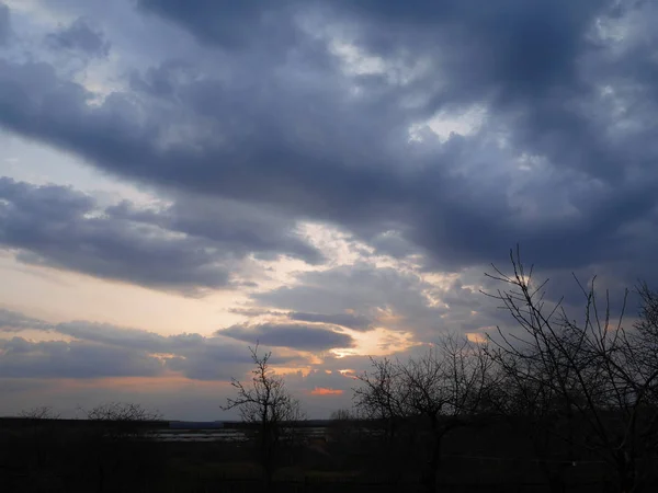 Wieczorne Niebo Chmurami — Zdjęcie stockowe