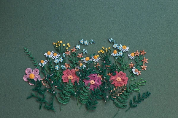 Lindas Flores Desenhos Isolados Sobre Fundo Papel Verde Flores Papel — Fotografia de Stock