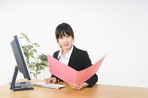 Unternehmerin Erledigt Schreibtischarbeit Büro — Stockfoto