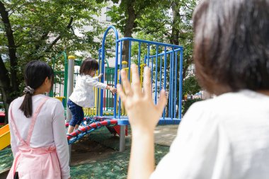 Anaokuluna gidiyorum.