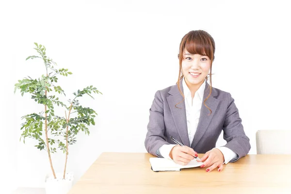 Young Asian Businesswoman Sitting Office — Stock Photo, Image