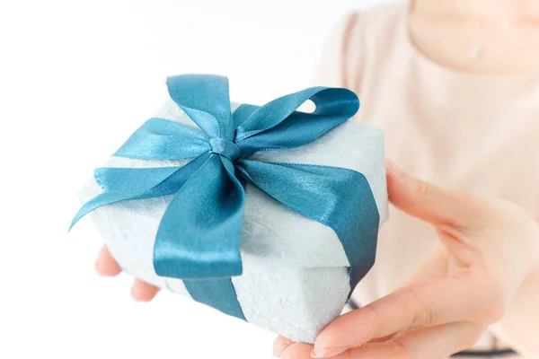 Woman Holding Gift Box Blue Ribbon — Stock Photo, Image