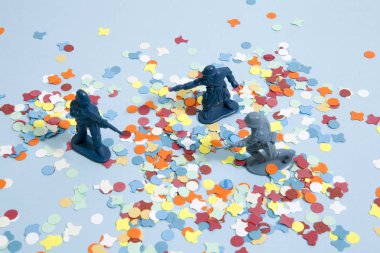 confettis soldiers